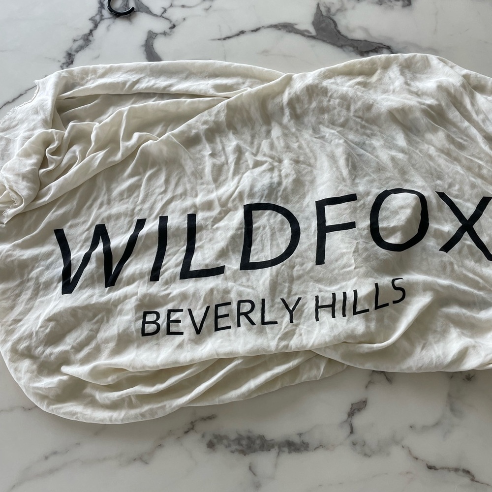 2000’s nostalgia 🎀 WILDFOX oversized scarf